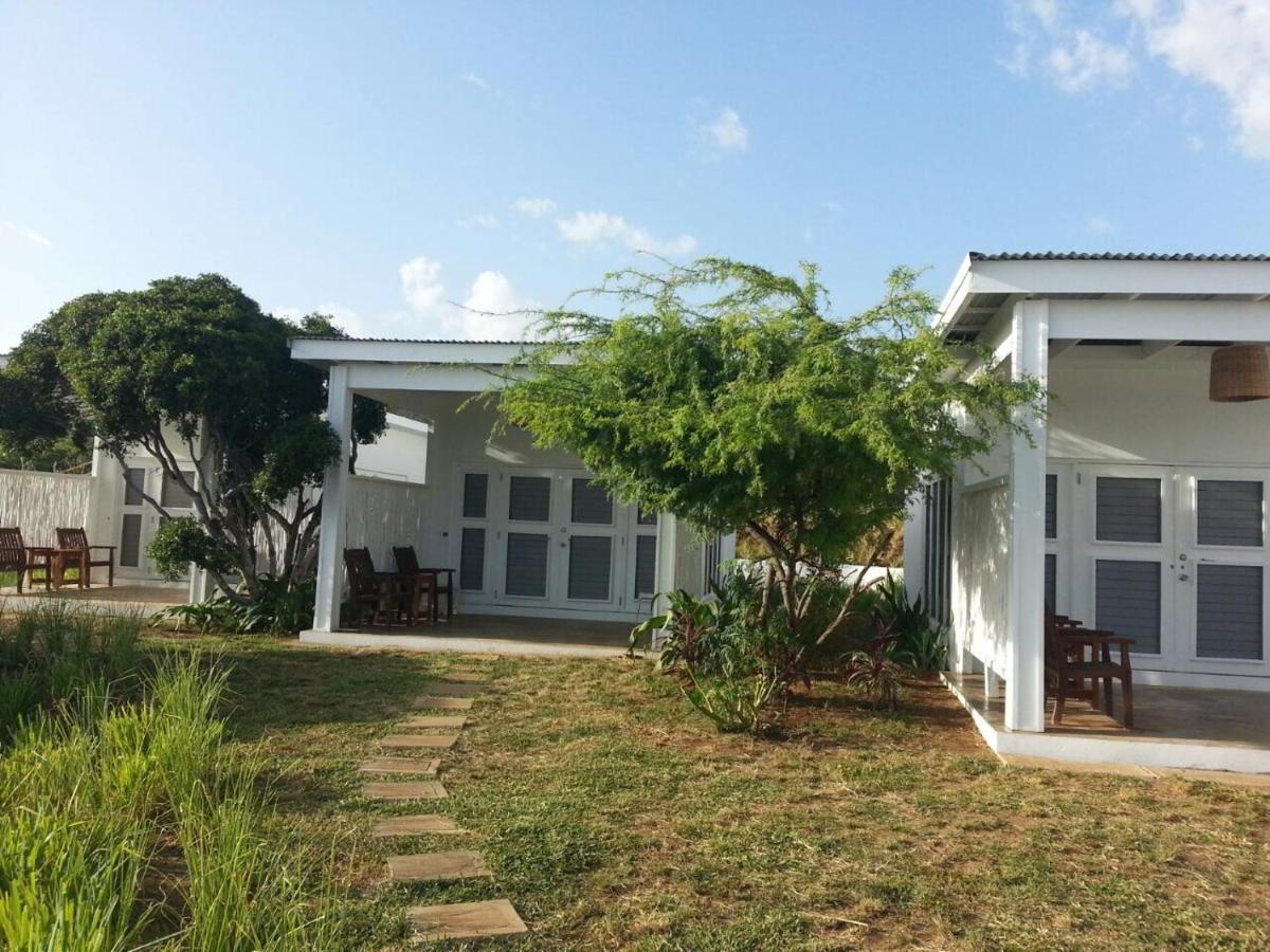 77 West Boutique Hotel Treasure Beach Eksteriør billede