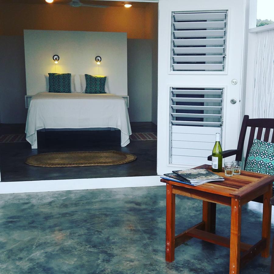77 West Boutique Hotel Treasure Beach Eksteriør billede